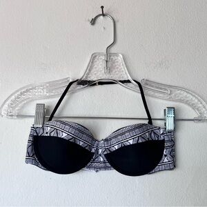 Issa de Mar black and white underwire bikini top